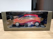 Mercedes-Benz B-Class W245 Dealer Edition 1/18 Diecast Model