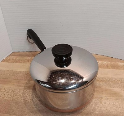 Vintage 1801 Revere Ware 1 Qt Copper Bottom Saucepan Pot Lid Clinton ILL USA 