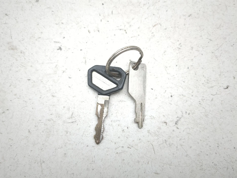 Замок на шлем зажигания с ключом 86-06 Kawasaki Concours ZG1000 - Изображение 4 из 4