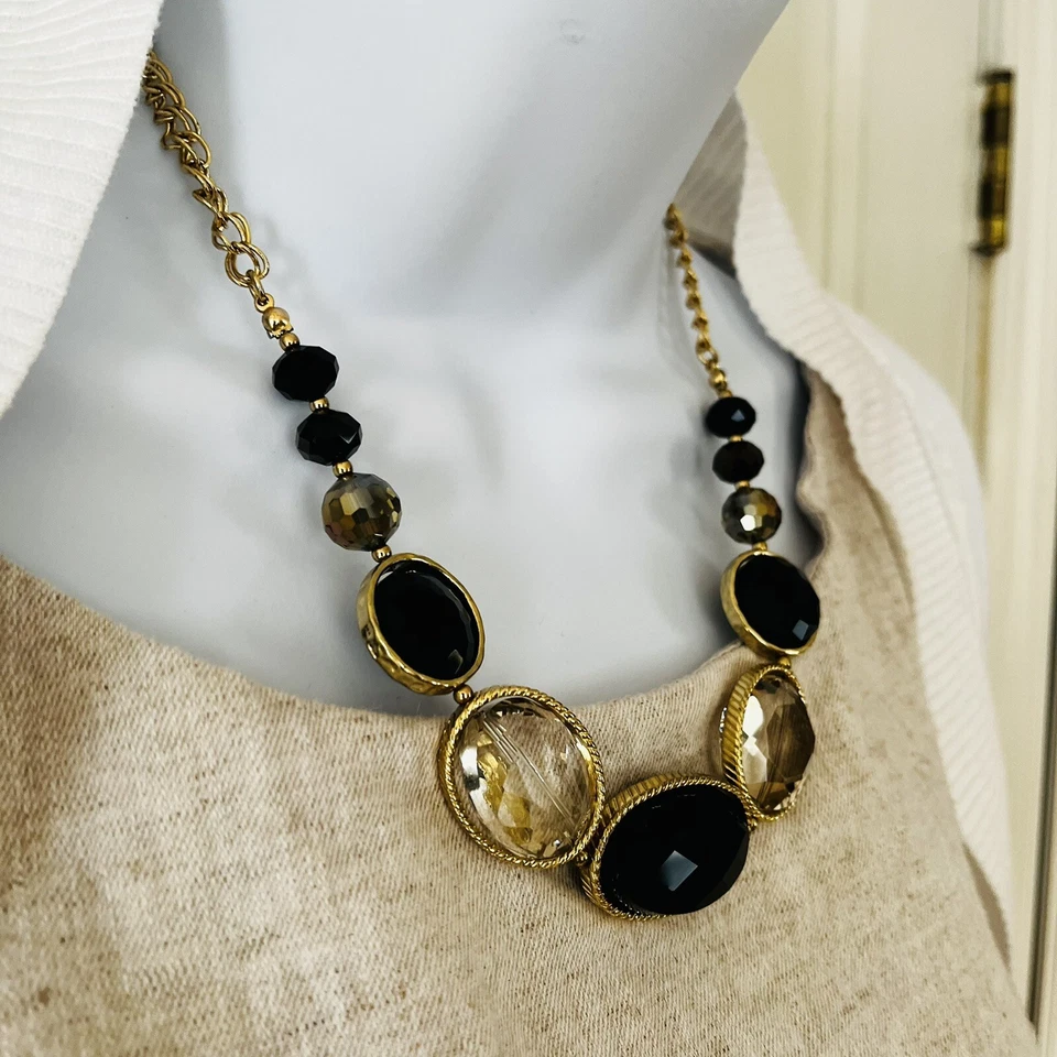 Collar Vintage Negro Redondo Ónix Zafiro Amarillo Bisel Tono Dorado Foto 3 de 4