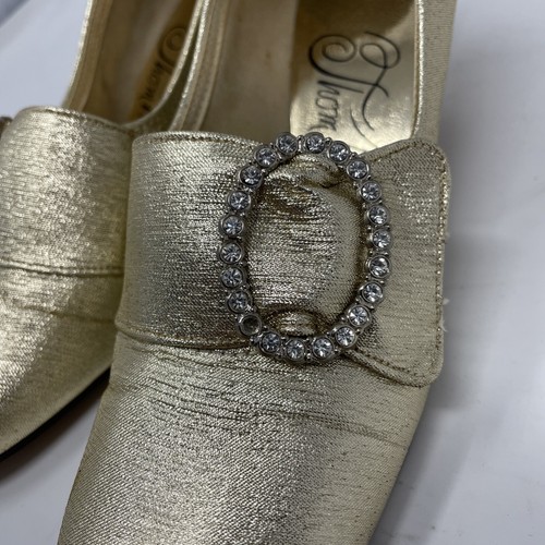 Thom McAn Low Heel Pumps Gold with Rhinestone Buckle Size 7 1970s Vintage - Picture 12 of 21