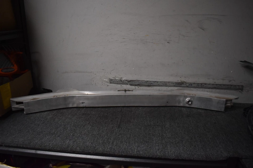 2012-2015 BMW 328I barra de reforço frontal fabricante de equipamento original - Imagem 2 de 4