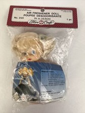 1992 Fibre Craft-Air Freshener Doll 5 3/4" 3101 Blonde hair w Blue Ribbons