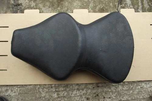 VINCENT 1000 B C MODELS SHORT SEAT REF2