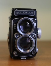 Rolleiflex 2.8C TLR Camera   Schneider Xenar 80mm f/2.8 Lens   Synchro-Compur  