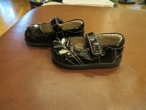 little girls black dress shoes