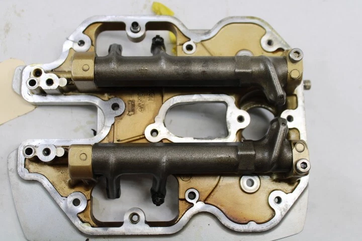 Culata 3 4WM-11131-00 2002 Yamaha RoadStar XV1600A Foto 3 de 4