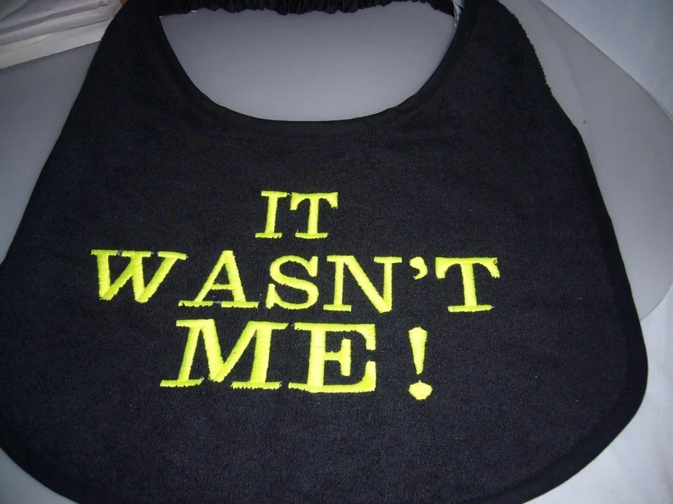 KISS MY COLLAR BABERO BIG DOG SLOBBER NO ERA YO PARA TODOS LOS PERROS BABEADORES GRANDES