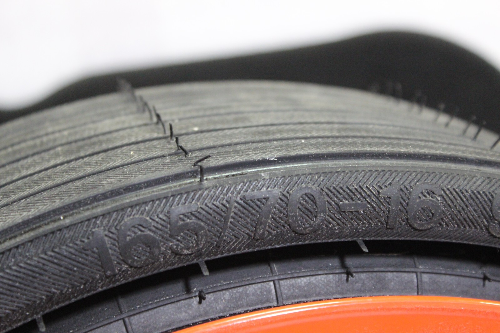 Porsche 996 Carrera 911 AWD Trunk Emergency Spare Wheel Tire Tool Kit