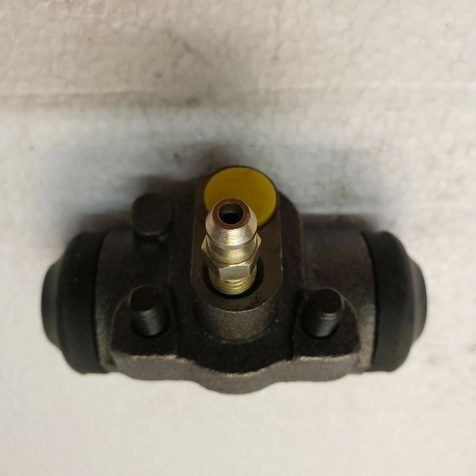 MIDAS WHEEL CYLINDER WC1415, AUTOZONE AZ33924 - Image 2 of 4