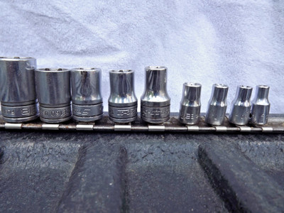 Snap-on FLE SERIES  9-Pc Combination Drive TORX  Shallow Socket Set (E5-E18)