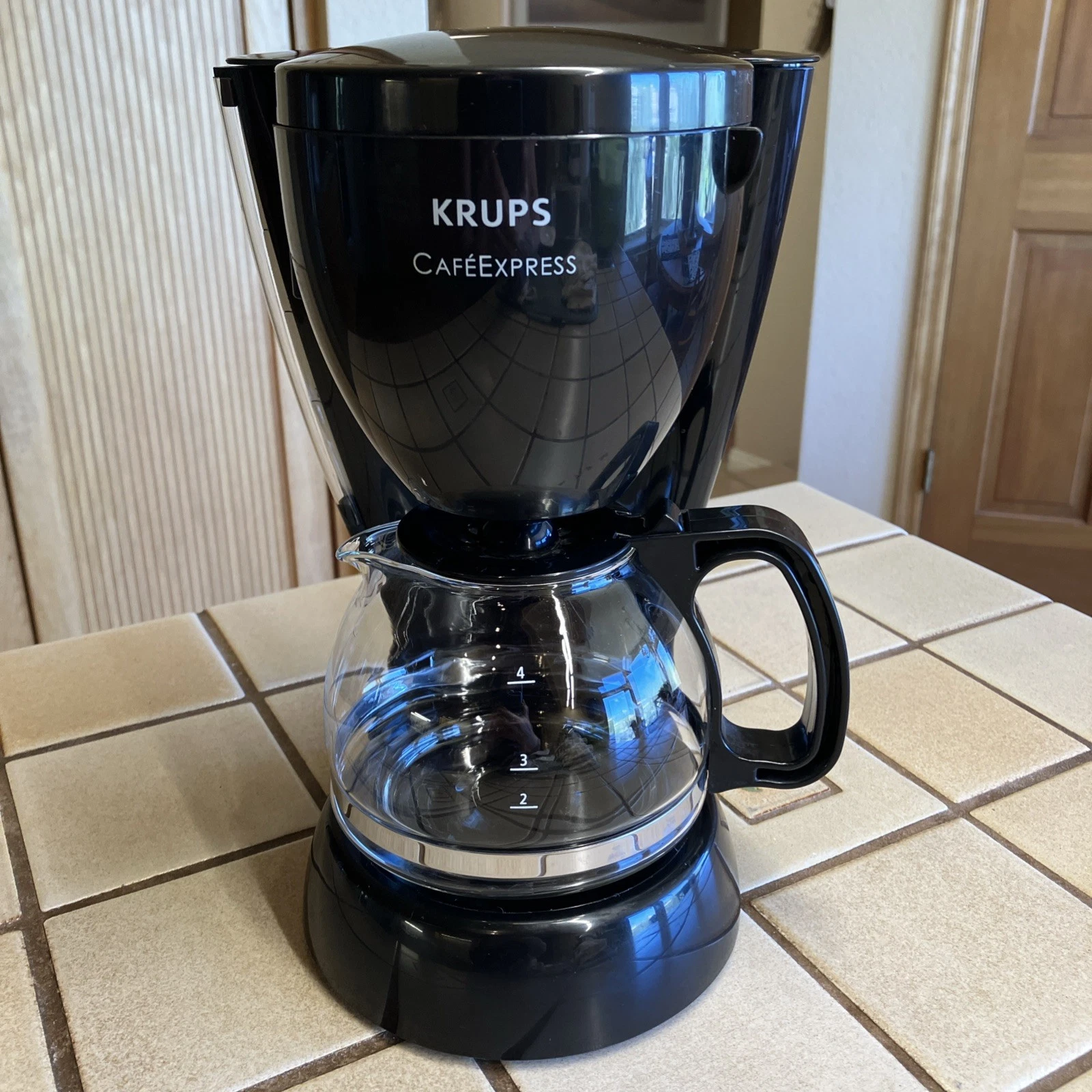 KRUPS CafeExpress CAFE EXPRESS 4-CUP COFFEEMAKER TYPE FMA1 BLACK MINIMALLY USED