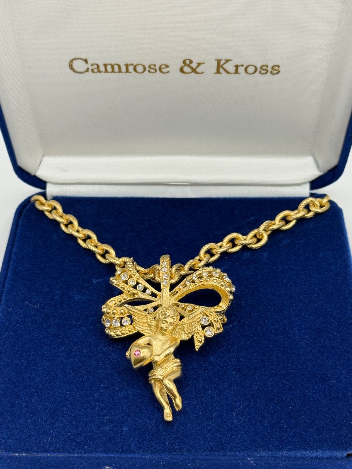 Camrose Kross JBK Bow Necklace Cherub Rhinestone Pendant Gold Tone 20"