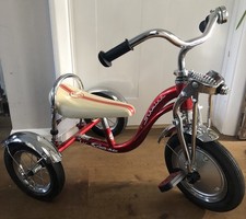 Schwinn Lil' Sting-Ray Super Deluxe Trike Bike. Used a few times BK81
