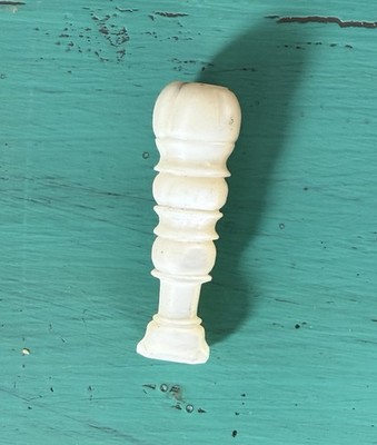 ANTIQUE VICTORIAN 1890's Carved MOP MOTHER OF PEARL STAMP SEAL Three Letter R