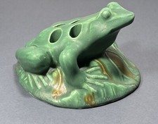 1930s Pottery Flower Frog 7 Hole Arrangement Vibrant Green Frog on Lily Pad