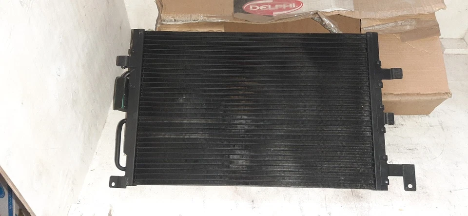 TSP0225067/1 CONDENSATORE CLIMATIZZATORE DELPHI PER SAAB 900-CABRIO 1985-- - Изображение 2 из 4