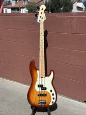 2019 FENDER AMERICAN ELITE PRECISION BASS GUI...