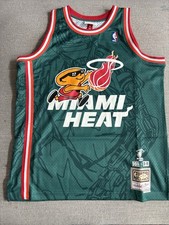 Mitchell & Ness NBA Miami Heat Carol City #32 Jersey Size L (NEW)