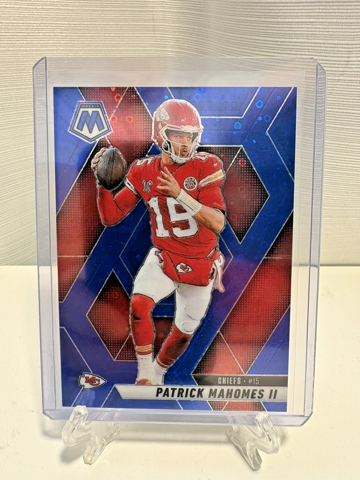 2025 Panini Mosaic - Patrick Mahomes #200 No Huddle Blue 66/99 - Chiefs