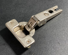 Blum Cabinet Hinge #84.555-01 A  &ndash; Full Overlay &ndash; Straight Arm &ndash; Discontinued