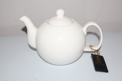 Wilmax Fine Porcelain  Teapot 27 Oz /800ml   WL 994017/A