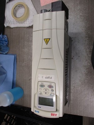ABB ACH550 AC Drive ACH550-UH-08A8-4 5HP 3Ph Used