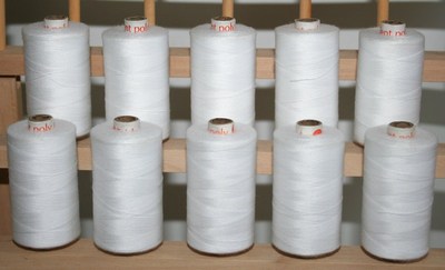 NEW 10 LARGE Spools of 3 ply 1000M WHITE QUILTING SEWING SERGER THREAD