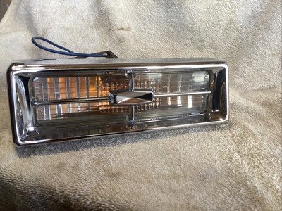 Oct 1968 Cadillac Deville Part Front Turn Signal Calais Fleetwood 