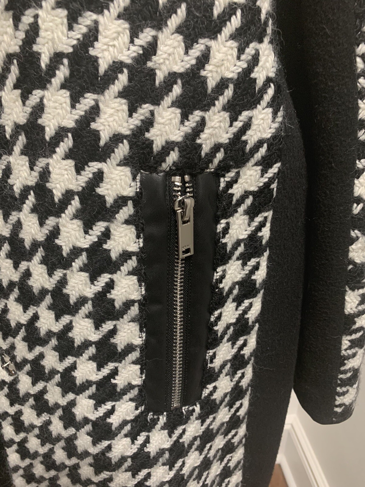 DKnY Wool Blend Coat Houndstooth Sz S/249$ image 8