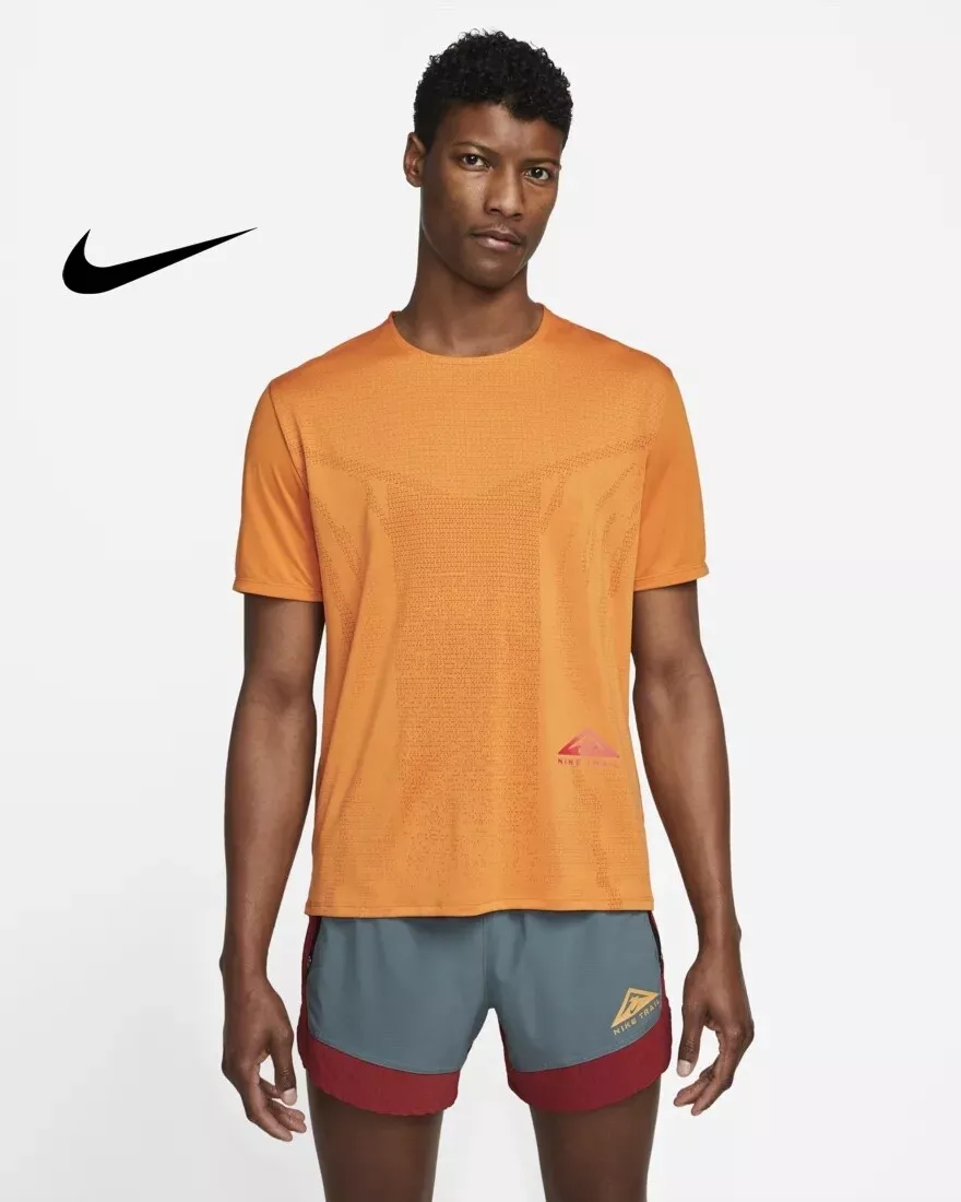 Nike Trail Dri FIT Rise 365 Men s Short Sleeve Running Gym Top