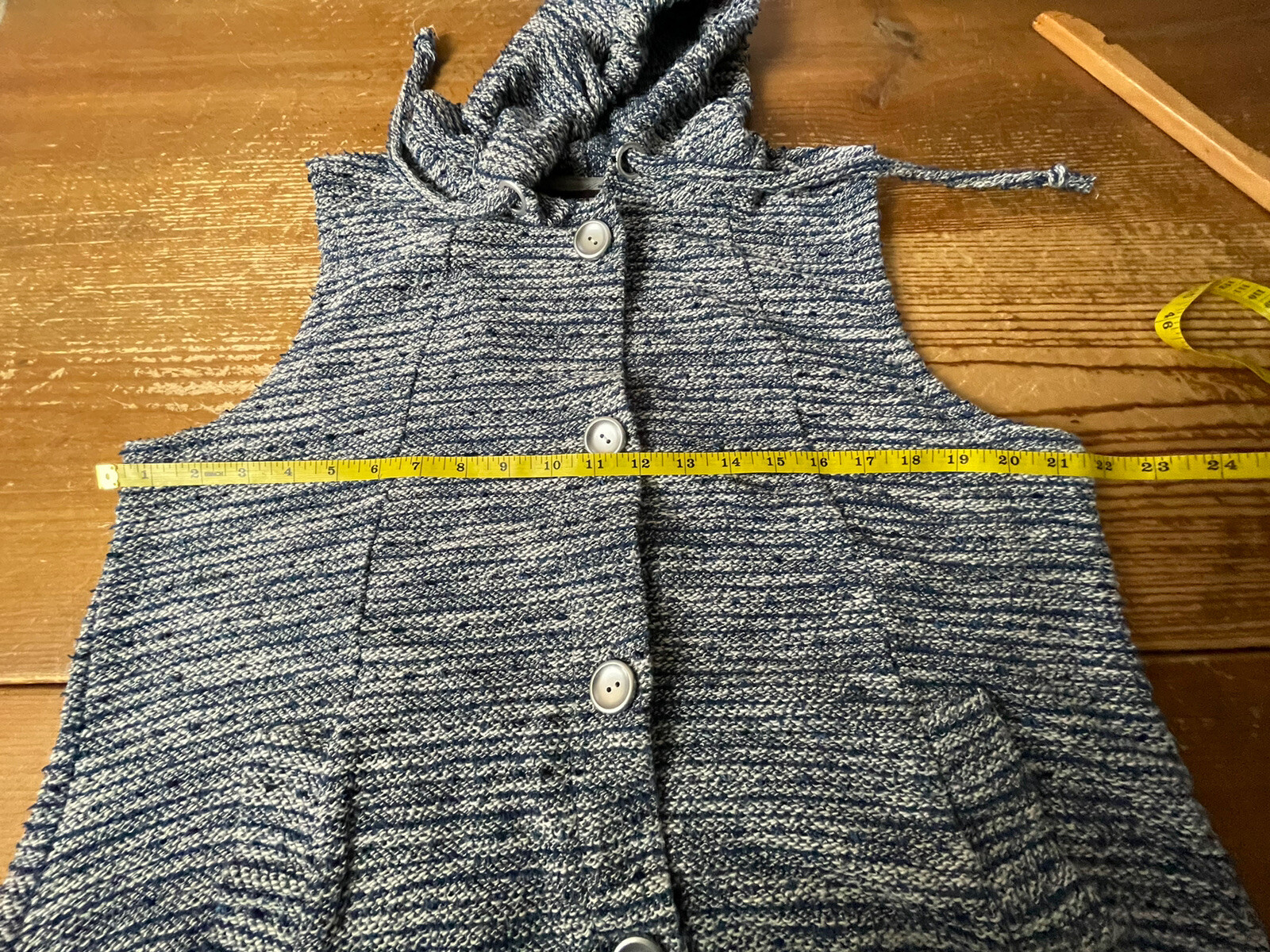 Multiples Women’s Size Large Drawstring Hood Butt… - image 8