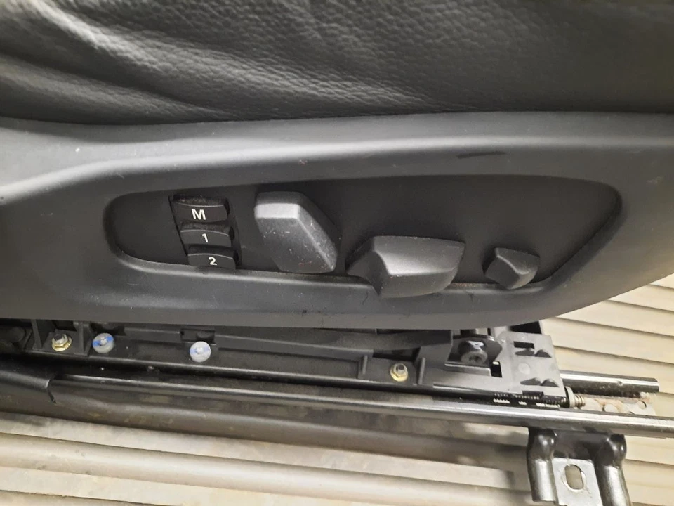 BMW Full Interior / Seats Leather E60 5 SERIES Saloon schwarz - Image 3 of 4