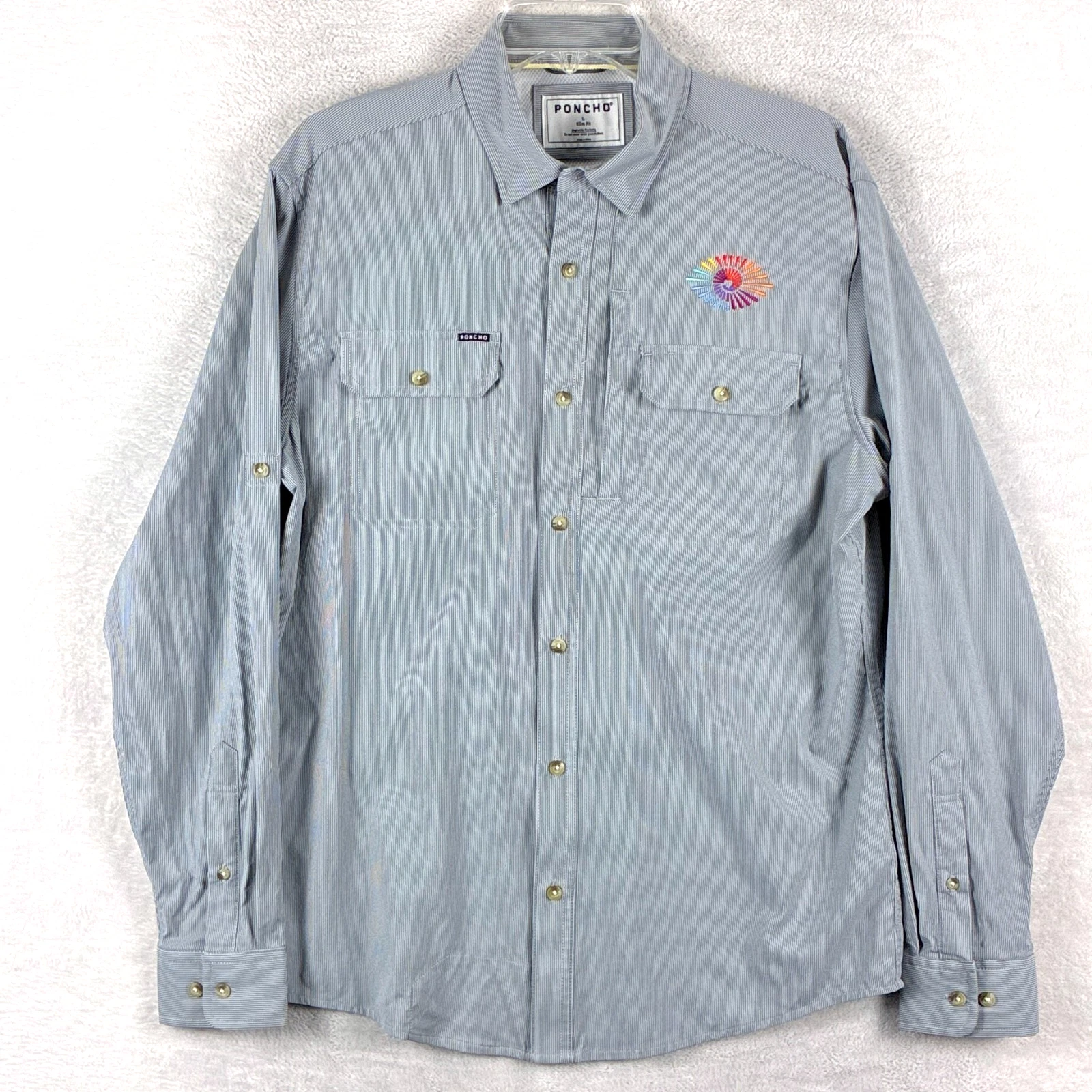 Poncho Shirt Mens L Gray Slim Fit Nylon Embroidered Fishing Performance Outdoors
Opens in a new wind