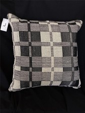 + Jaipur Living Renata Wren Throw Pillow 23x23" Cream and Black REN-10 NEW