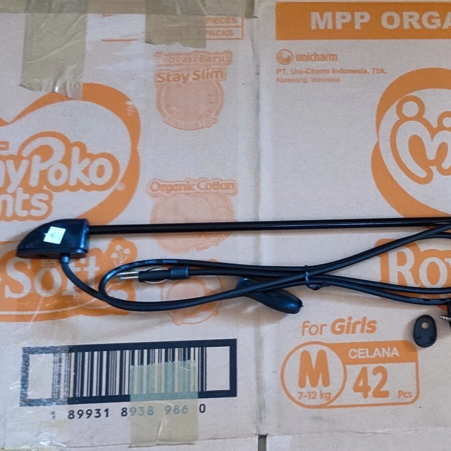 ANTENA DE MONTAJE EN PILAR DAIHATSU ROCKY FEROZA FOURTRAK SPORTRAK Foto 3 de 4