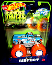 HOT WHEELS MONSTER TRUCKS GLOW IN THE DARK BIG FOOT 2023, NEW