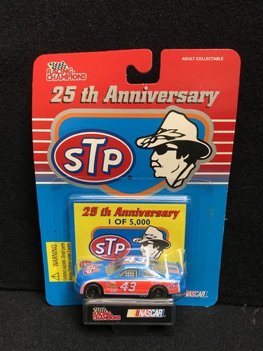 Racing Champions scala 1:64 pressofuso: Bobby Hamilton #43 STP 25° anniversario (1) - Foto 1 di 3