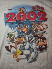Vintage Looney Tunes Six Flags Tshirt 2002 Sz Md Warner Brothers Bugs Bunny