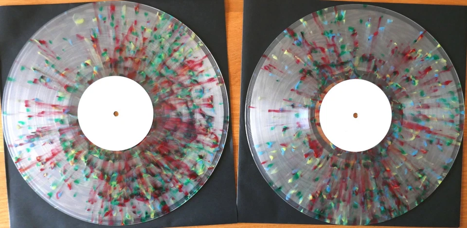 QUEEN - VIETNAM... LIVE Providence 78 RARE 2 LP SPLATTER VINYL 100 MADE + prints - Image 2 of 4