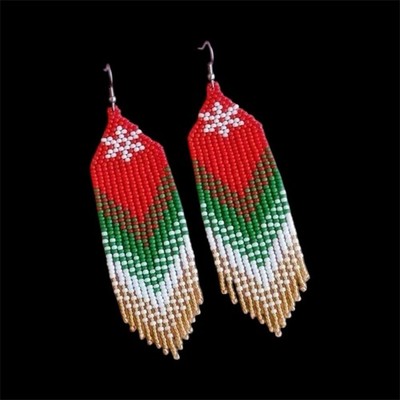 White snowflake earrings: Beaded winter holiday pendant