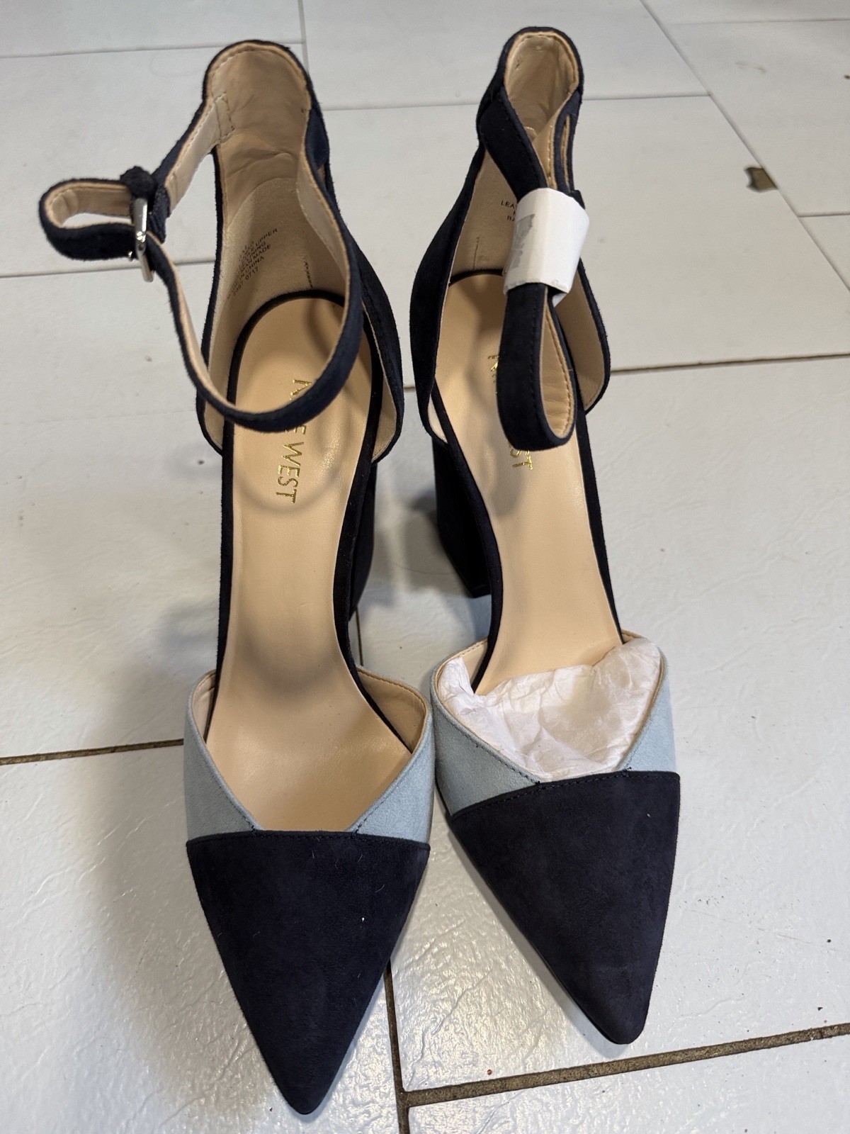 Tacones Nine West punta fina ankle strap negro gris talla 8M elegantes