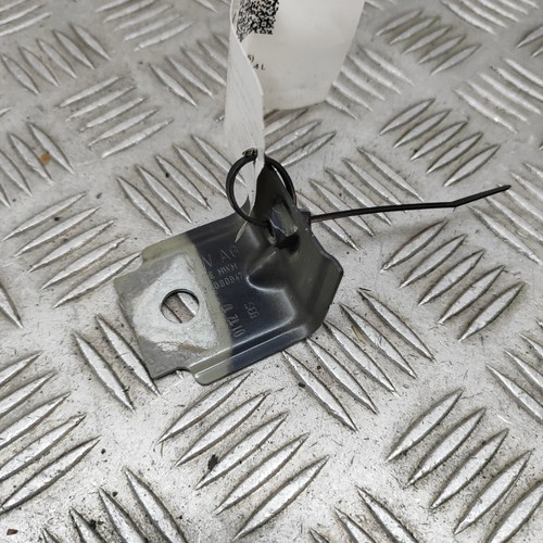 Volkswagen Passat Variante B8 3G vordere linke Kotflügelhalter 3G0809471 2018 30