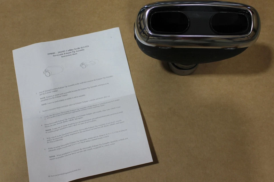 Extensión de punta de escape 98-03 Cadillac Seville 88959305 cromada DERECHA OEM de fábrica Foto 2 de 4