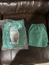 Lot Of 7 Radner Welding 18” FR Sleeves (6) New In Bag (1) New Without Bag