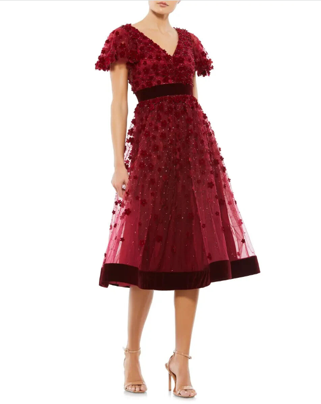NWT, Mac Duggal Floral Applique Cocktail Midi Dress in Burgundy