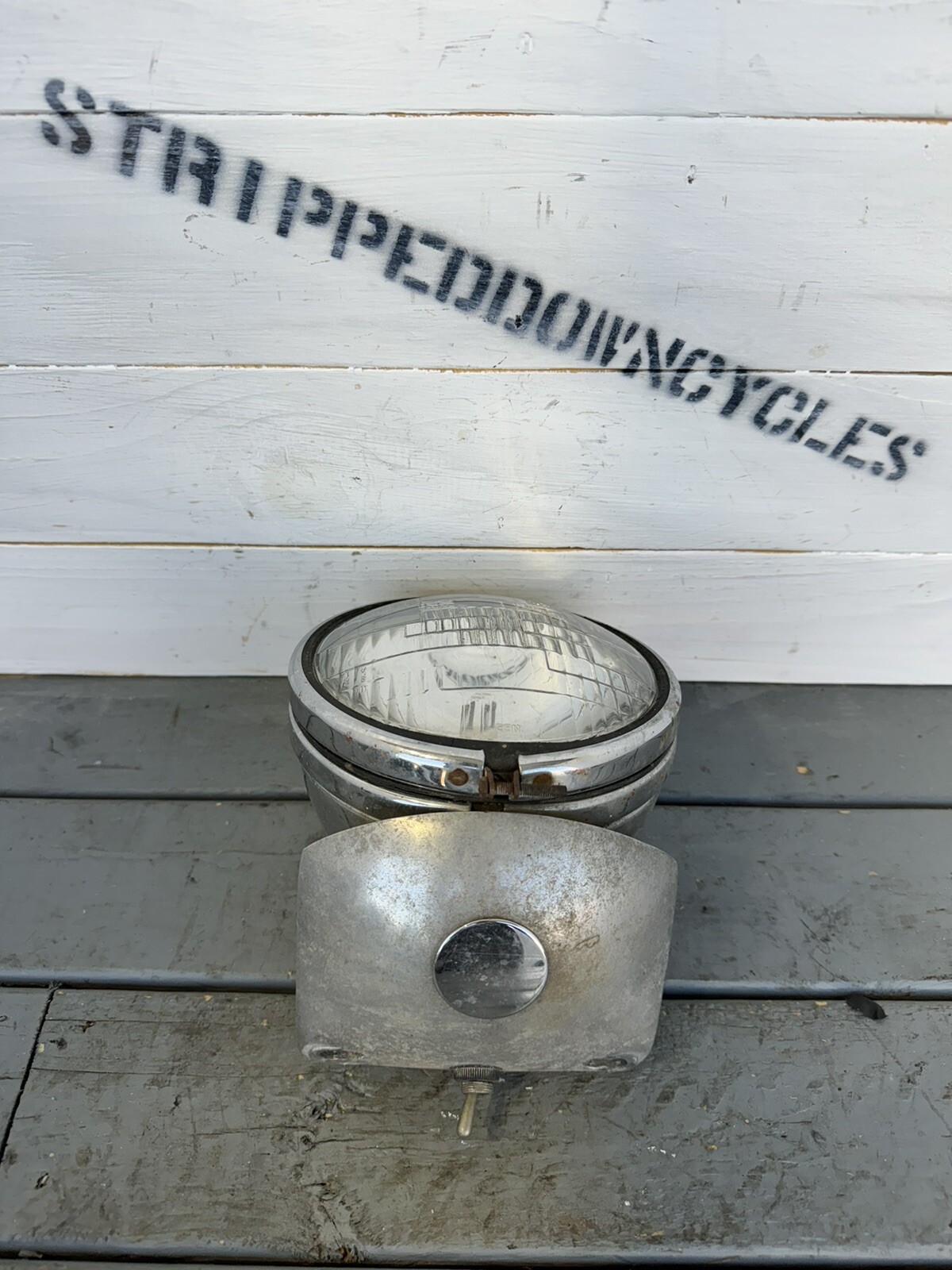 Harley 900 Ironhead Sportster Headlight Eyebrow Visor 6780959A Vintage