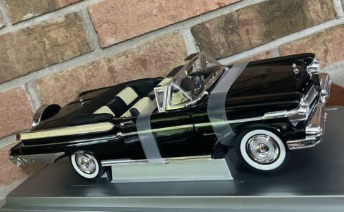 Mercury Turnpike Cruiser 1957 negro escala 1:18 firma de carretera edición limitada - Imagen 2 de 12