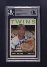 Earl Battey signed Minnesota Twins 1964 Topps BB card Beckett Authenticated