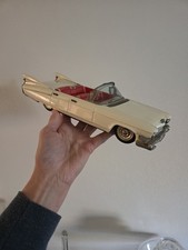 BANDAI 59 or 60s CADILLAC Convertible Large Size TIN TOY White, Friction In USA 